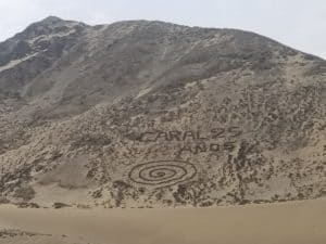 Géoglyphe en spirale pour les 25 ans de Caral