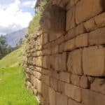 Chavín de Huantar Cabezas Clavas sur temple