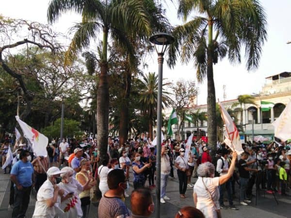 Lee más sobre el artículo Indígenas marchan por el respeto a sus tierras en Bolivia