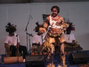 Lire la suite à propos de l’article TourismAfrica – Ambiance de la brousse