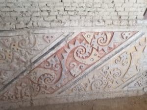 Bas-Relief motifs poissons Huaca Cao Vieja el Brujo