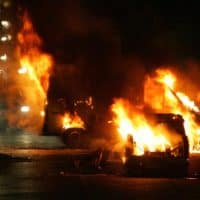 Voitures brûlées lors des émeutes 2005 en France