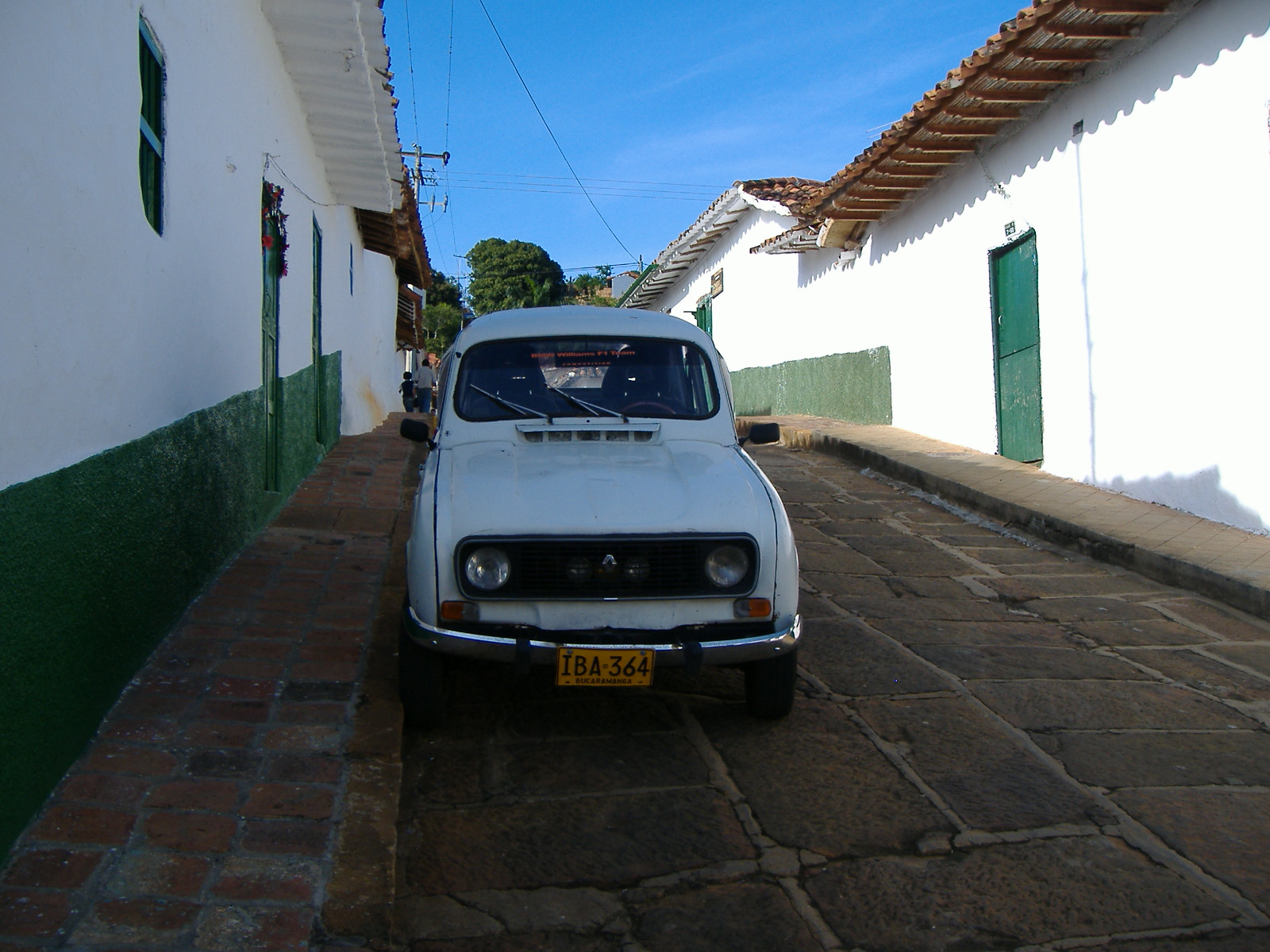 4L, Barrichara
