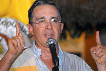 uribe-26-novembre-2007.JPG